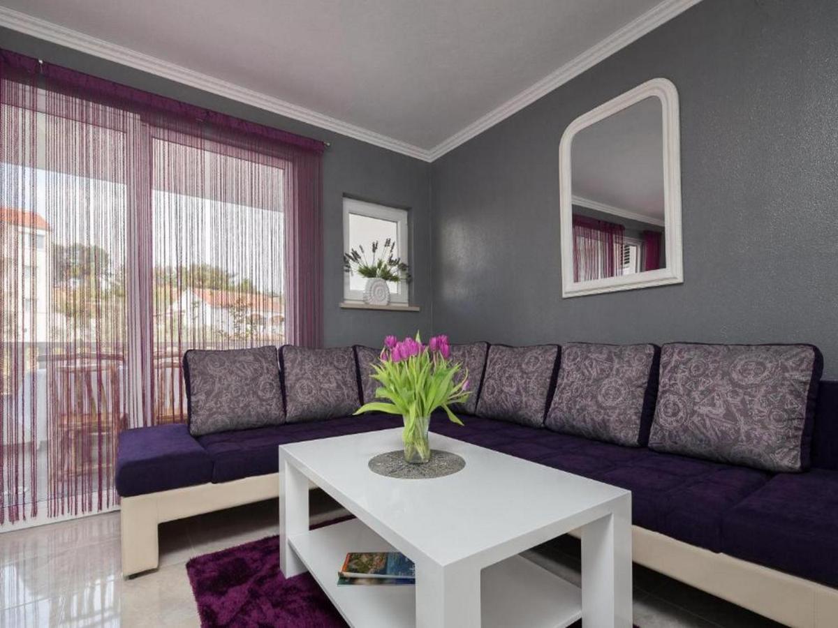 La Perla Apartments Сутіван Номер фото